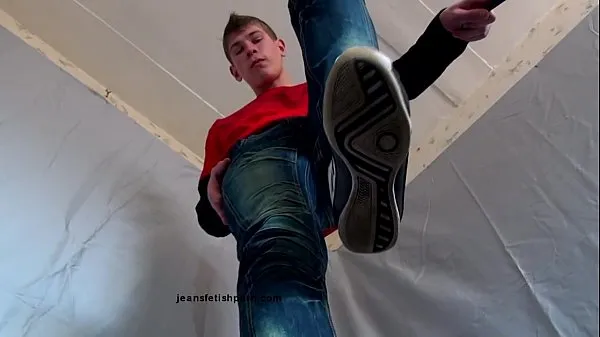 สุดยอด trampling gay jeans fetish spit sneakers shoes hd720 คลิปวิดีโอ