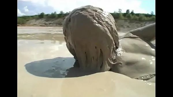Stuck in the Mud Video klip terbaik