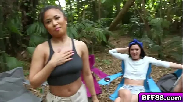 أفضل Fine butt naked camp out hungry for a big cock مقاطع فيديو