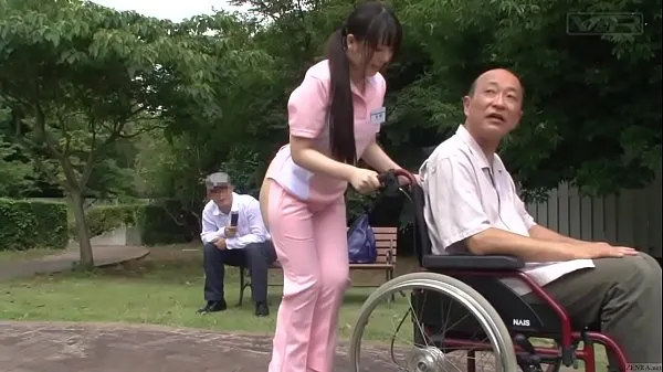 Subtitled bizarre Japanese half naked caregiver outdoors Klip Video terbaik