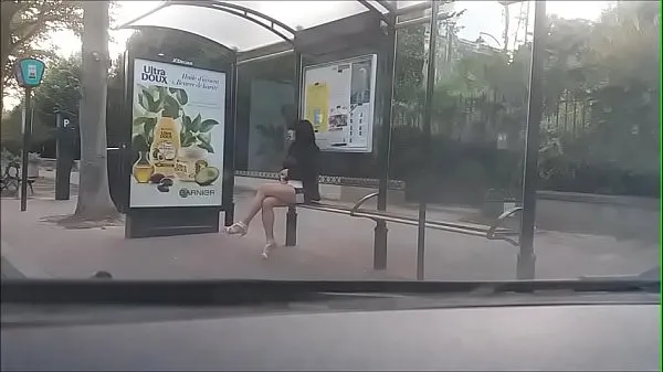 최고의 bitch at a bus stop 클립 동영상
