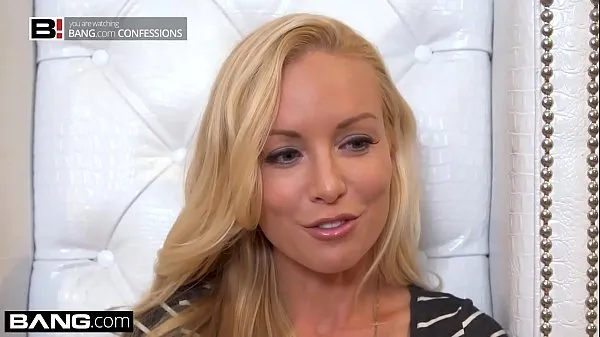 Лучшие BANG Confessions: сексуальный танец на коленях Kayden Kross приводит к траху в задницу клипы Видео