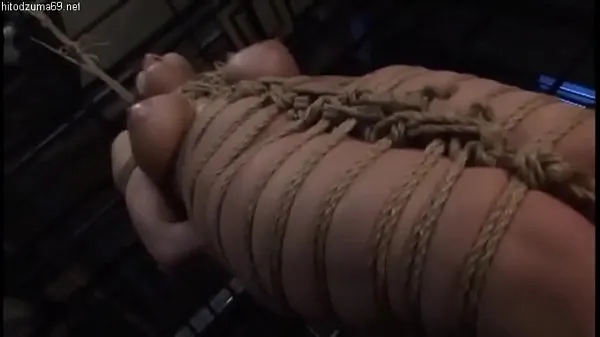 Los mejores Puta asiática sucia en shibari es azotada vídeos cortos