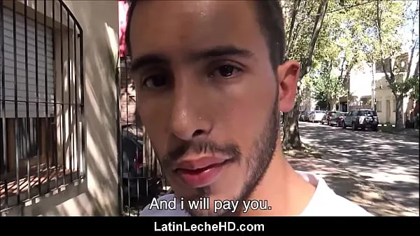 Amateur Straight Latino Persuaded By Money To Fuck Gay Filmmaker POV Video klip terbaik