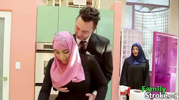 FamilyStroke - Arab Stepdaughter Got Stepbro's Cock video clip hay nhất