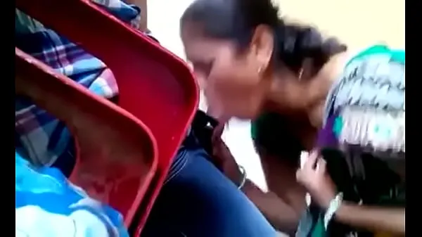 Bedste Indian step mom sucking his cock caught in hidden camera klip videoer