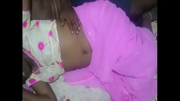 Best Desi hot pink saree aunty fleshy navel kissing clips Videos