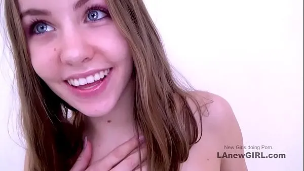 Meilleurs Hot Teen baisée à l'audition de casting photoshoot - écolière fille clips vidéos