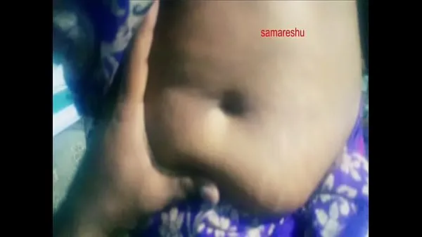 Best aunty showing navel and pussy clips Videos