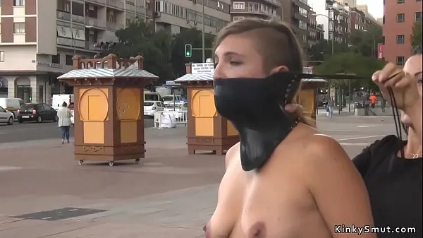 Meilleurs Fille nue en bas de latex en public clips vidéos