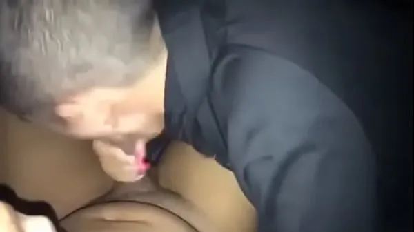 Melhores Blowjob in car clipes de vídeos