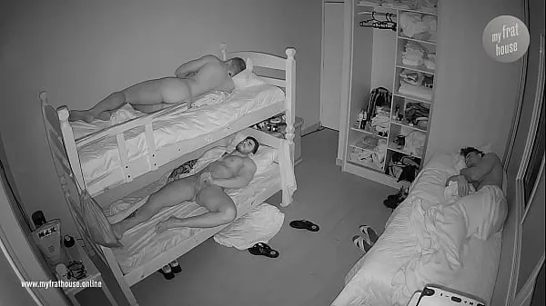 Meilleurs Véritable caméra cachée dans la chambre des gars la nuit clips vidéos