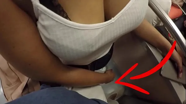 最好的Unknown Blonde Milf with Big Tits Started Touching My Dick in Subway ! That's called Clothed Sex片段视频