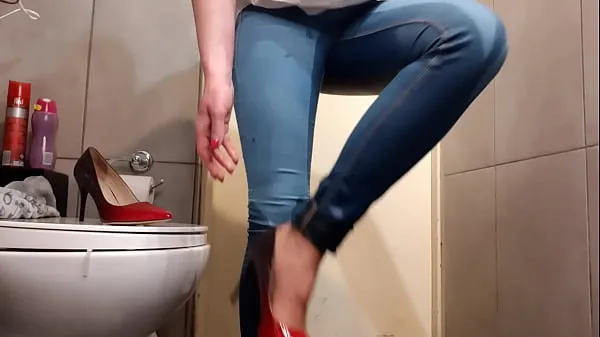 Meilleurs Compilation de mouiller mon jean et de couler de mes talons hauts et de mes pantalons clips vidéos