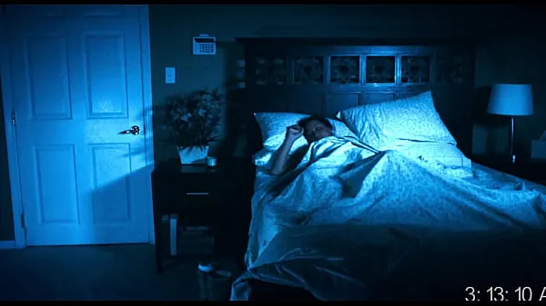 En iyi Essence Atkins - A Haunted House - 2013 - Brunette fucked by a ghost while her boyfriend is away klip Videosu