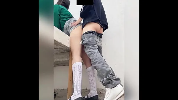Лучшие Мексиканская школьница трахается в задницу, у нее слюна и поначалу болит! Мексиканские студенты занимаются анальным сексом в школе! ПУБЛИЧНЫЙ любительский секс клипы Видео