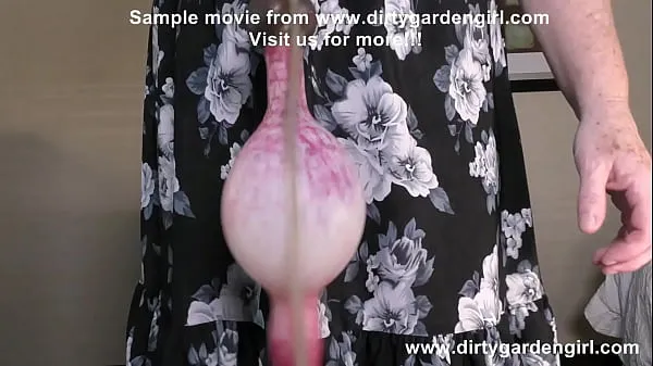 I migliori video di clip Dirtygardengirl cane cazzo figa e prolasso anale