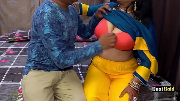 Best Indian Aunty Fucked For Money With Clear Hindi Audio clips Videos