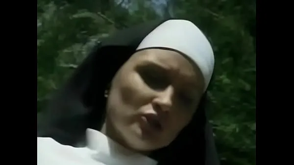 Meilleurs Nonne baisée par un moine clips vidéos