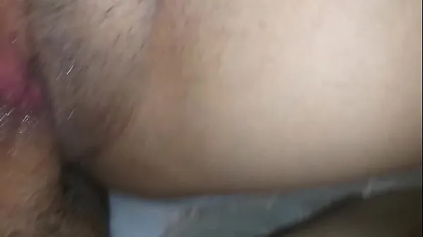 Best Fucking my young girlfriend without a condom, I end up in her little wet pussy (Creampie). I make her squirt while we fuck and record ourselves for XVIDEOS RED clips Videos