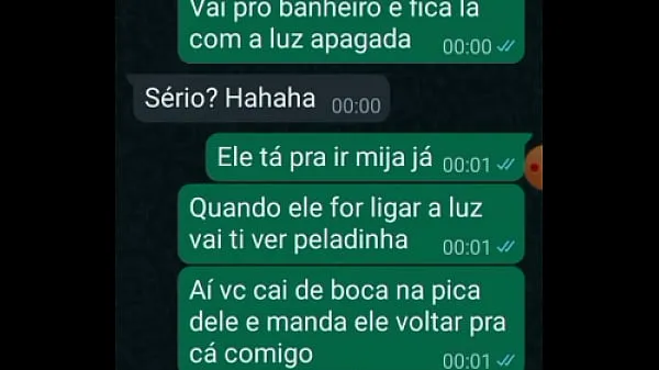 En iyi Meu corno mandou eu ir pro banheiro chupar o amigo dele, safado gozou super rapido klip Videosu