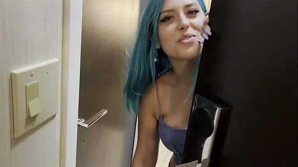 Casting Curvy: Blue Hair Thick Porn Star BEGS to Fuck Delivery Guy Klip Video terbaik
