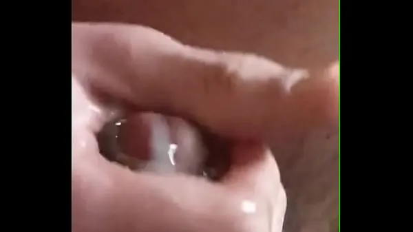 Meilleurs Dripping cum huge load sexy hand job clips vidéos