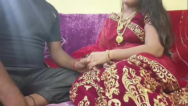 Лучшие Невестка, одетая в крутую чоли Ghagra, в день своего медового месяца, перед мужем, хорошенько натерла пизду зятю клипы Видео