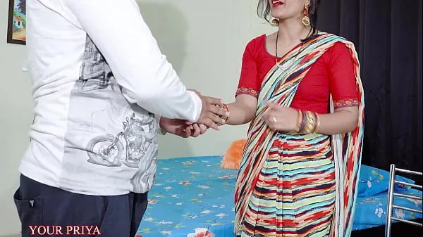 Melhores पति गालियाँ सुन सुन कर गाँड मारता रहा और प्रिया की गाँड फटती रही। Full hd Hindi sex clipes de vídeos