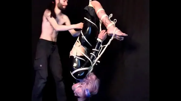 Bästa Shibari shooting in latex clothes klippen Videoklipp