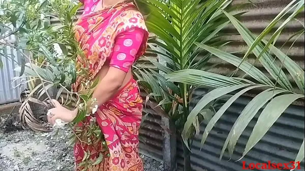 Best Bengali Desi Bhabhi Outdoor Chudai Devar Ke Saath red Saree main (Official Video By Localsex31 clips Videos