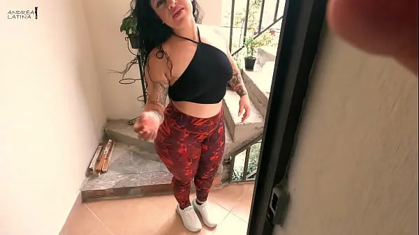 I fuck my horny neighbor when she is going to water her plants video clip hay nhất