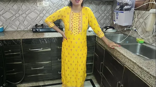En iyi Desi bhabhi was washing dishes in kitchen then her brother in law came and said bhabhi aapka chut chahiye kya dogi hindi audio klip Videosu