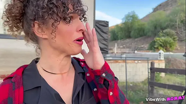 Bästa Crying Jewish Ranch Wife Takes Neighbor Boy's Virginity klippen Videoklipp