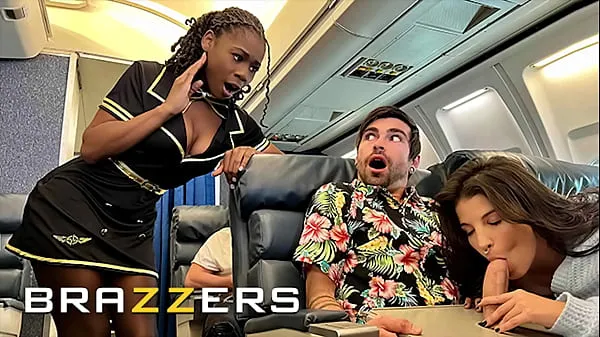 Best Lucky Gets Fucked With Flight Attendant Hazel Grace In Private When LaSirena69 Comes & Joins For A Hot 3some - BRAZZERS clips Videos
