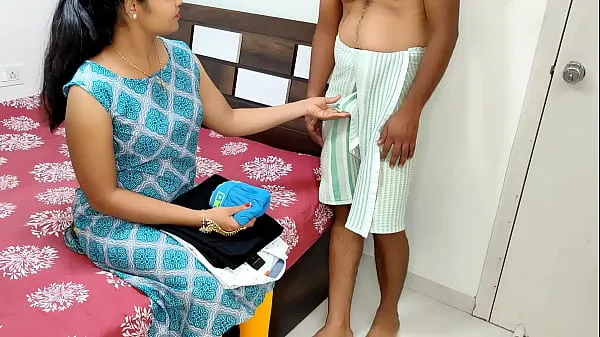 Parhaat Komal hid her brother-in-law's clothes and inserted them under her ass leikkeet, videot