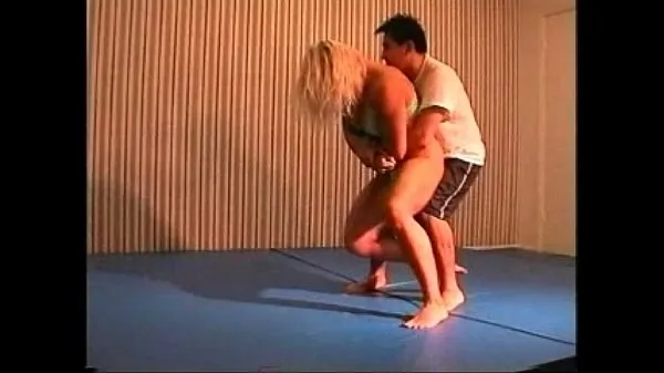 Beste Flamingo Mixed Wrestling mw076-02 - Christine gegen Stan Teil 2Clips-Videos